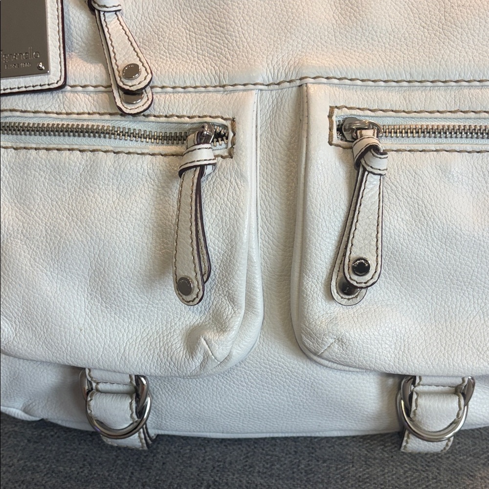 Tignanello White Leather Shoulder Bag with Silver Hardware - Picture 4 of 16